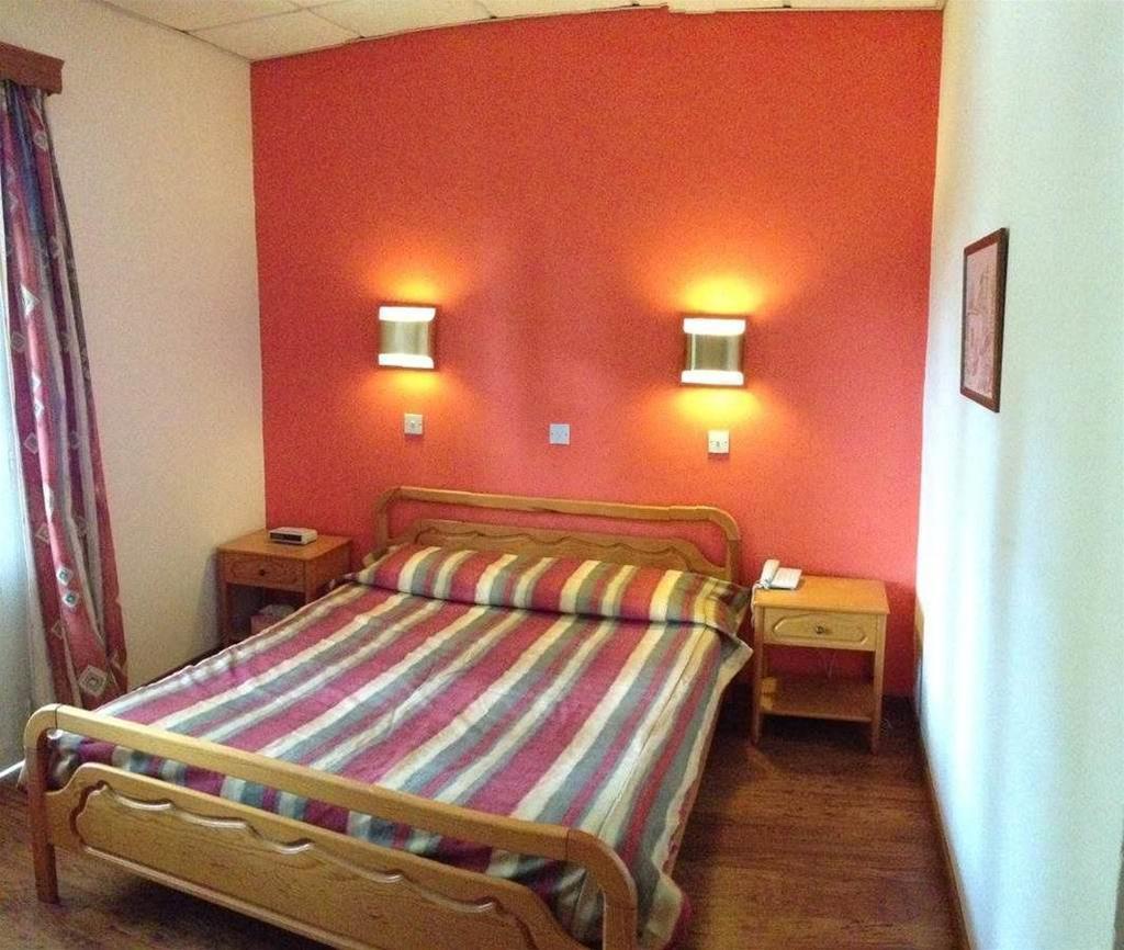 New Helvetia Hotel Plátres Eksteriør bilde